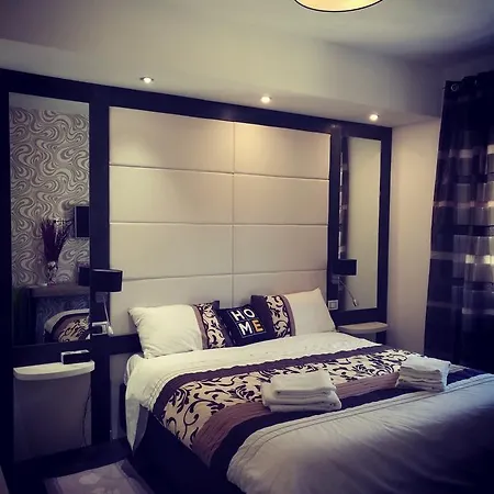 Bed & Breakfast Voyage Prive Deluxe *